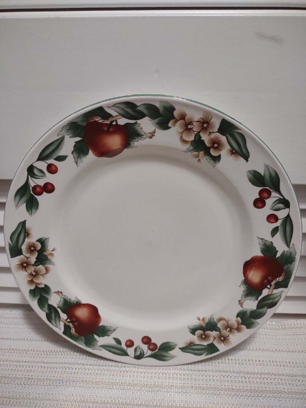 Cades Cove Collection apple & blossom design 10.5" stoneware dinner plate only